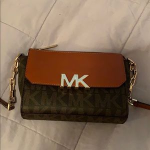 Michael Kors Mini Crossbody